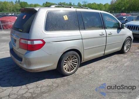 2006 Honda Odyssey Touring z USA, uszkodzony, nr VIN 5FNRL38826B001980